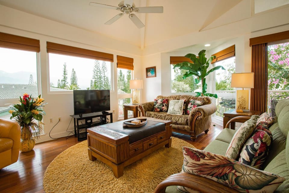 Villas of Kamali'i 56 House in Puupehu