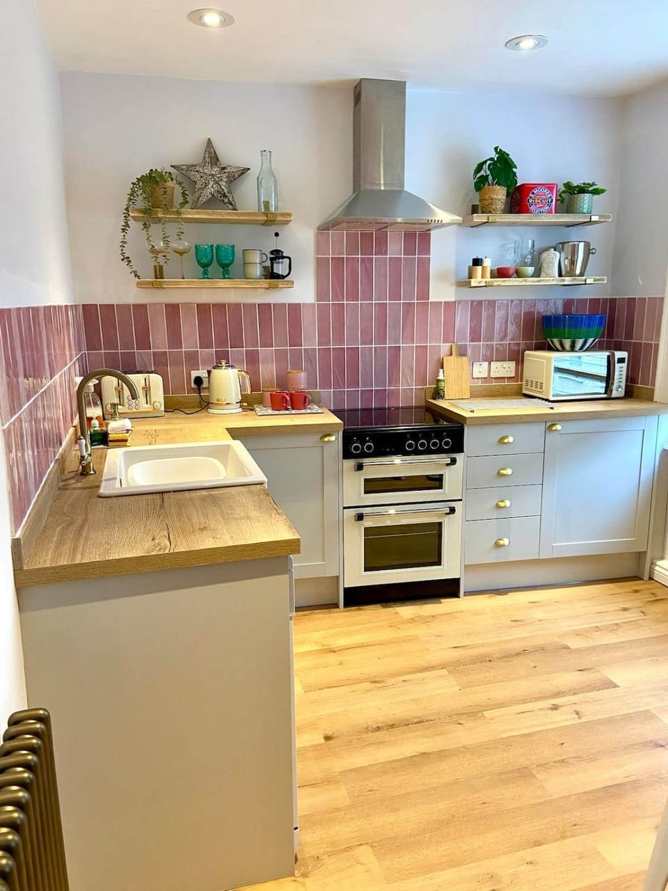 Kitchen or kitchenette, dishwasher, oven, stove, toaster