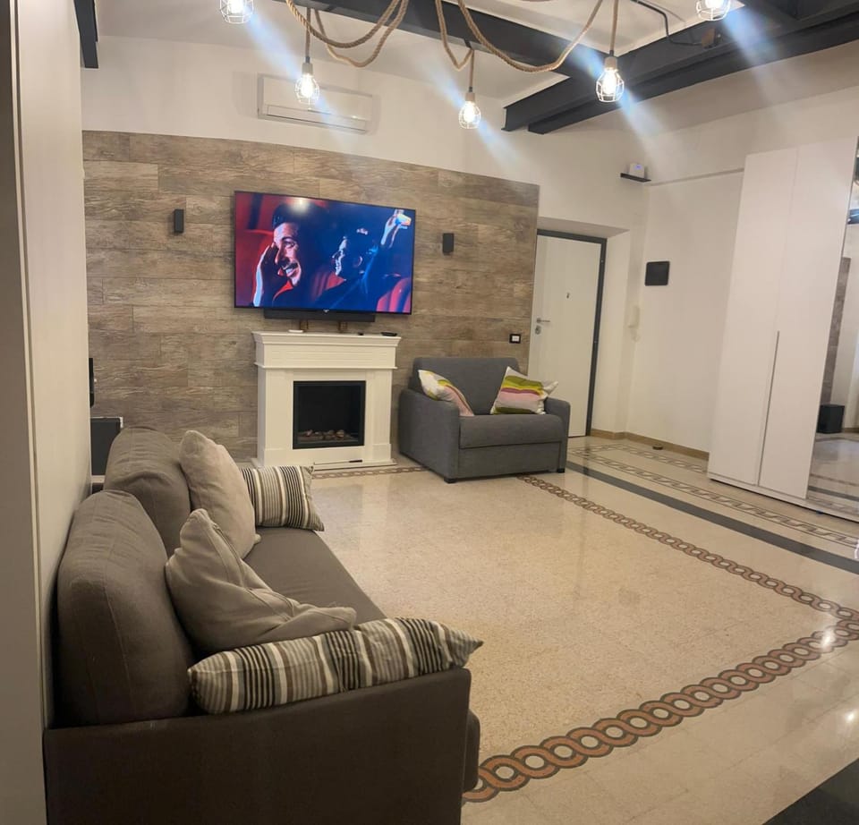 Living room, Seating area, Evening entertainment