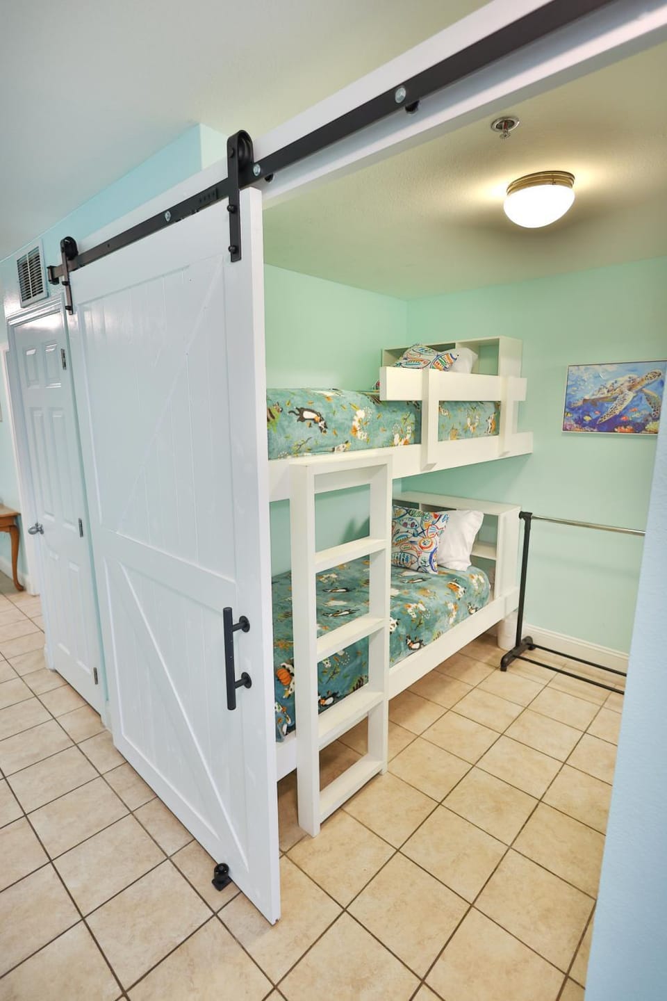 Lake Town Charming Condo Steps from the Beach Apartment in Panama City Beach