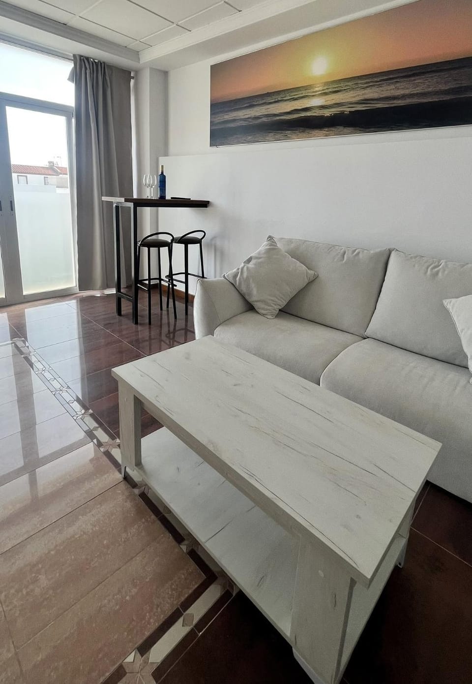 Seating area, Dining area