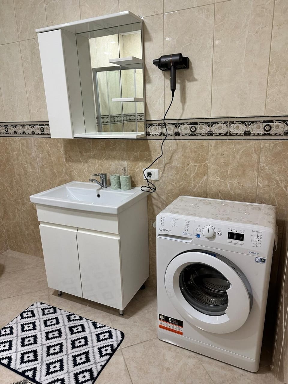 Fine Sleep & Fly Apartment in Chișinău