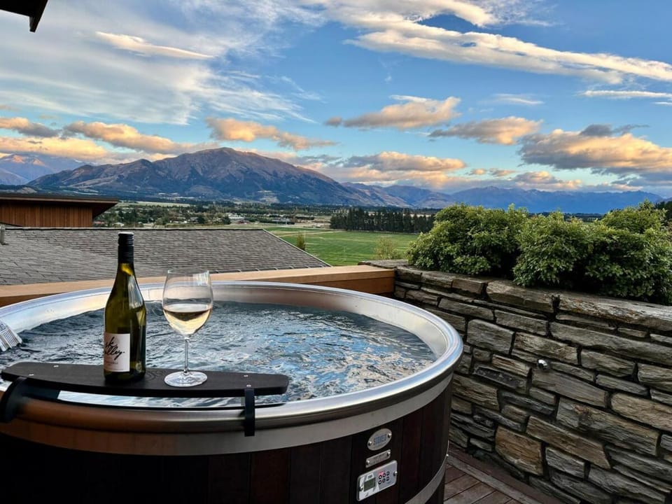 Natural landscape, Hot Tub, Hot Tub, Mountain view