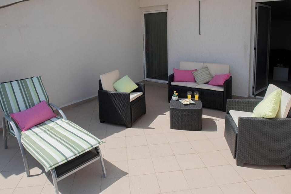 Balcony/Terrace, Seating area