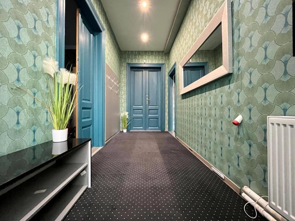 JohnGold Gold Room Apartment in Hungary