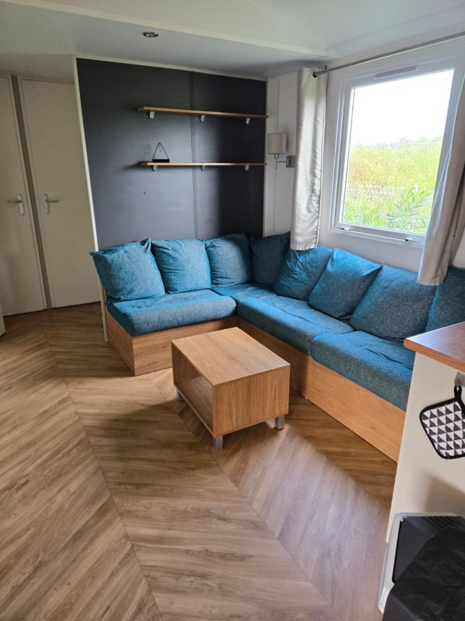 FMLODGE mobilhome evasion au sable du midi Campground/ 
RV Resort in Occitanie