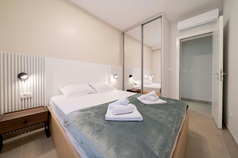 N2 Lux Two Bedroom Apartment in Kotor Municipality