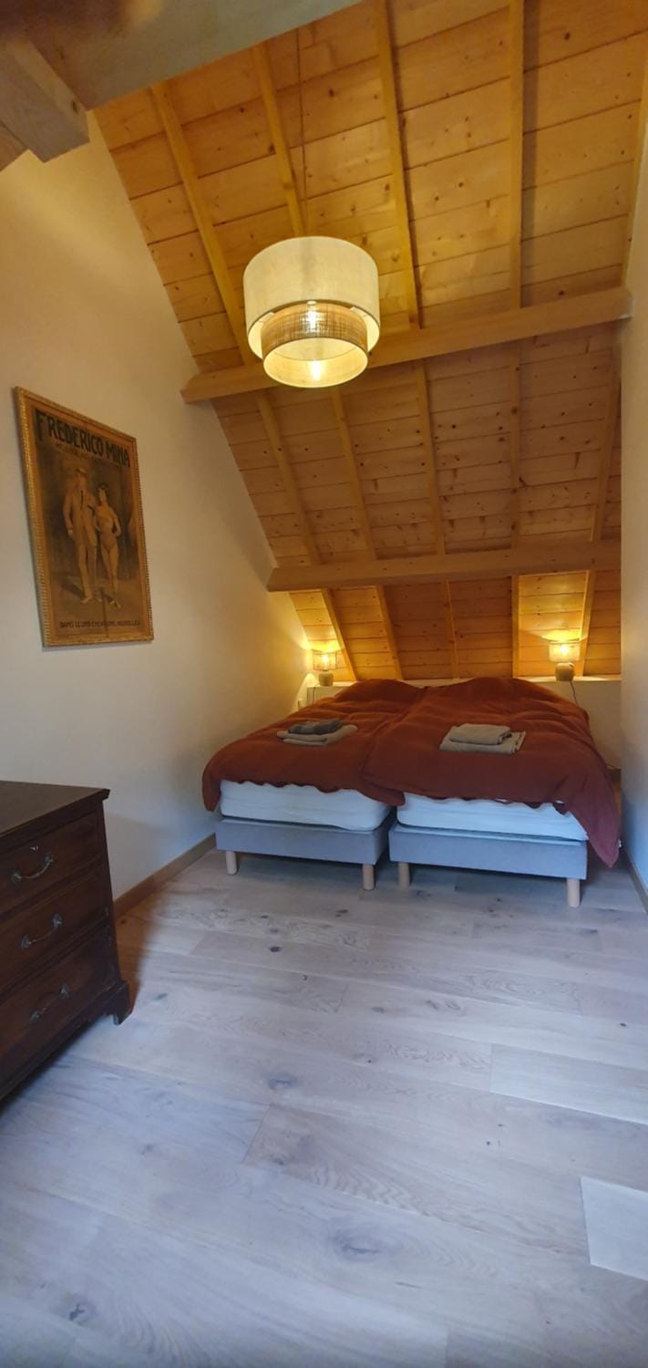 Maison Normande au bord de rivière avec spa et sauna House in Normandy