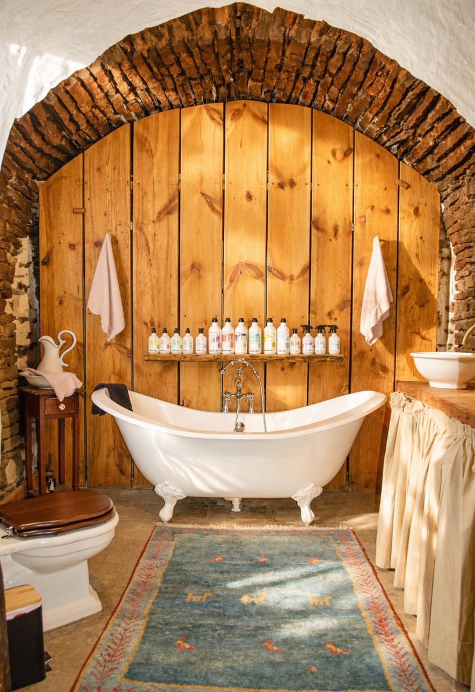 Toilet, Bath