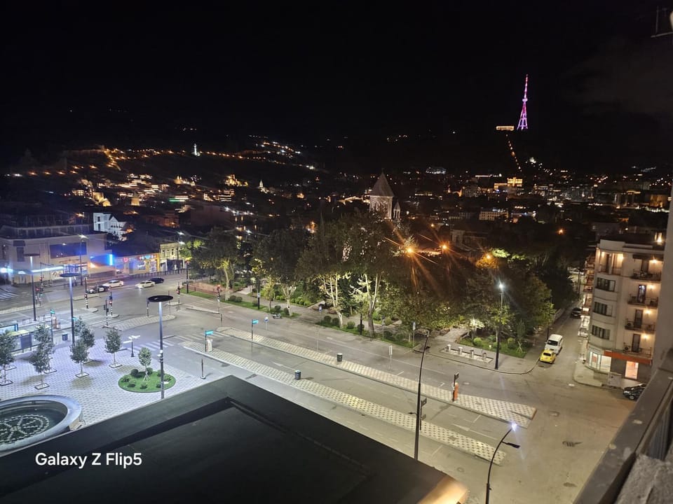 Night, Neighbourhood, City view, Street view, Location