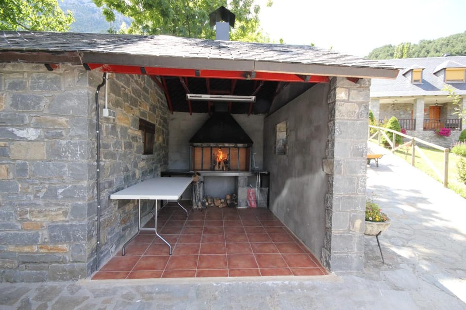 Property building, BBQ facilities