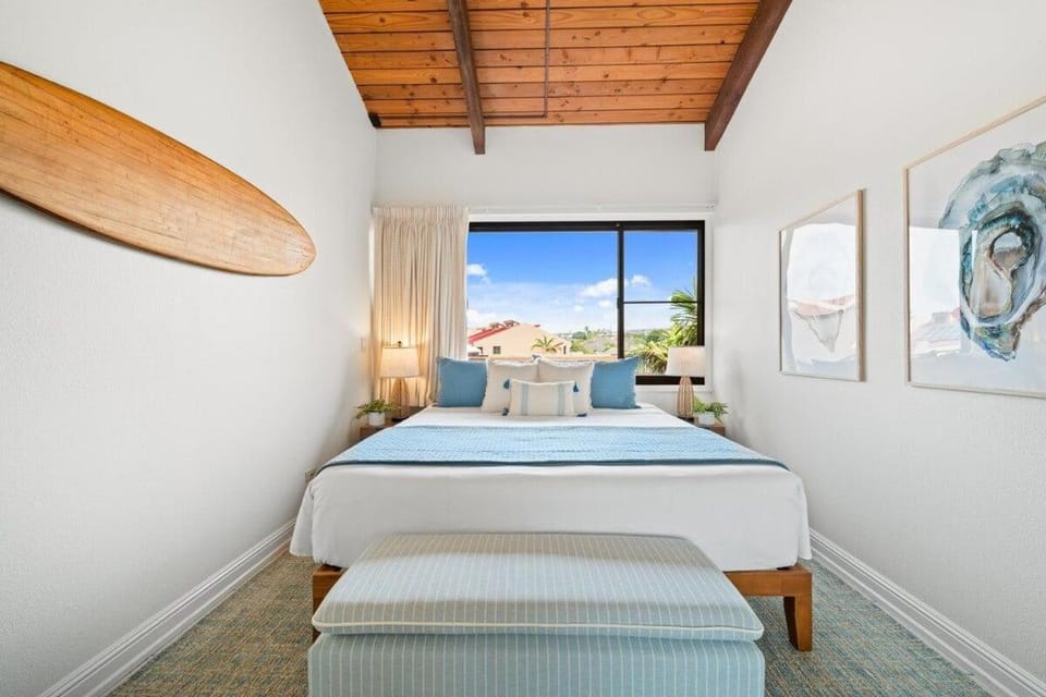 Kamaole Sands 8409 · KAS 8409 Ocean Views from this Freshly Upda House in Kamaole