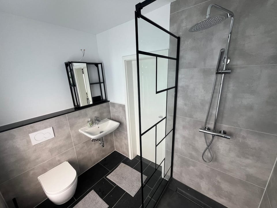 Shower, Toilet, Bathroom