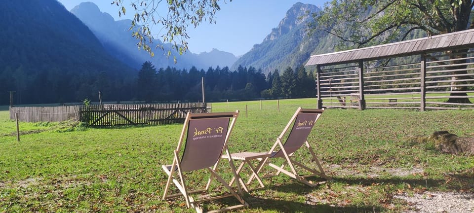 Day, Natural landscape, Mountain view, sunbed