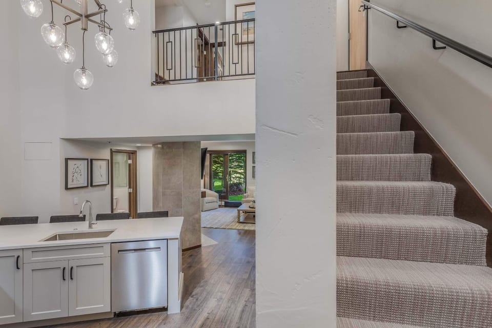 Woodrun Place 40 Apartment in Snowmass Village