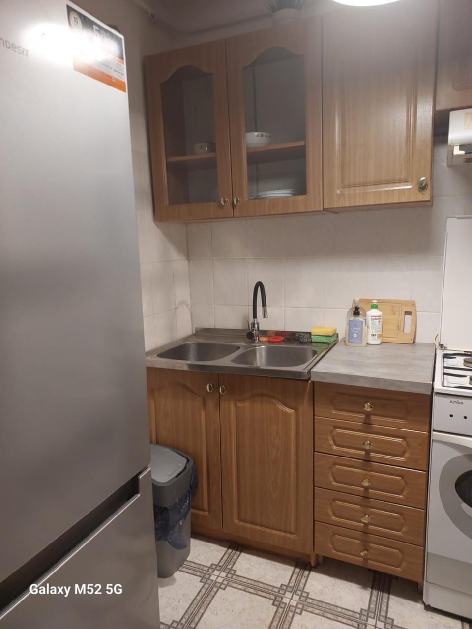 Варшава centrum Apartamenty Roland centrum Warszawy 1 pokój w 2-pokojowym mieszkaniu Graniczna 4 ze wspólną wanną i łazienką Apartment in Warsaw
