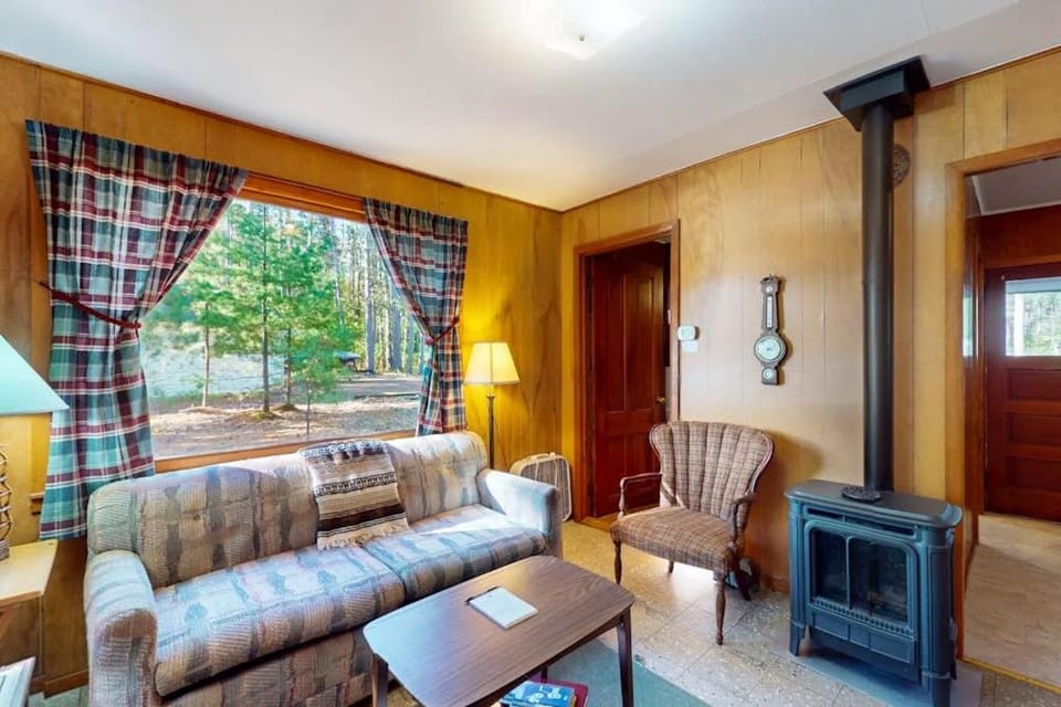 Fishermans Cottage House in Wisconsin