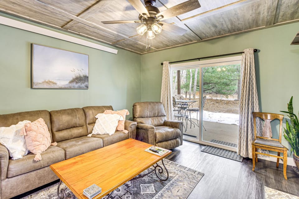 Fish, Hike & More: Cozy Brainerd Cabin Cabin in Nisswa