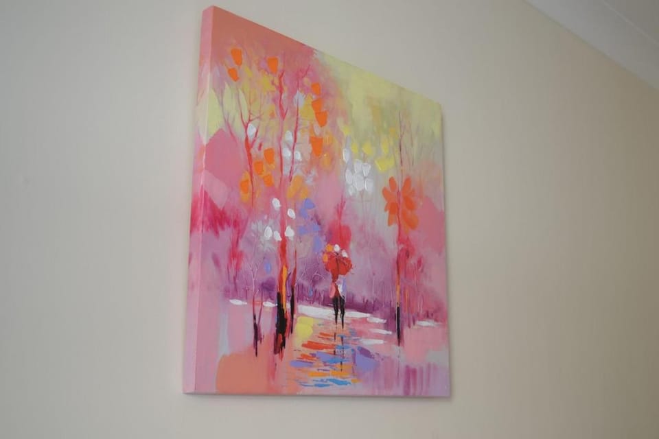 Ruby Retreat - Entire House - WiFi - 4 Bed - Garden House in Maidstone