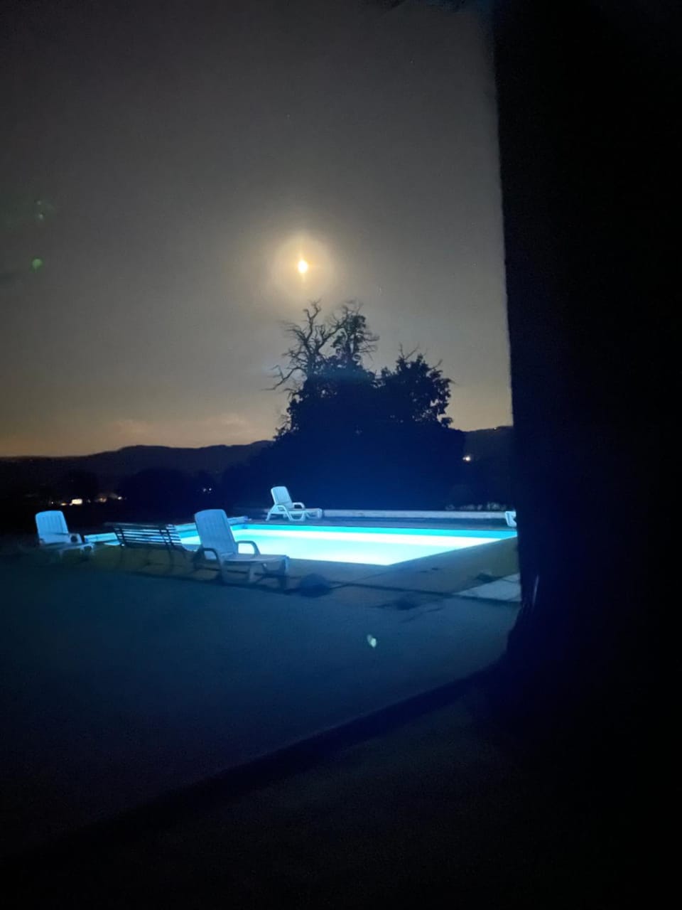 Night, Pool view