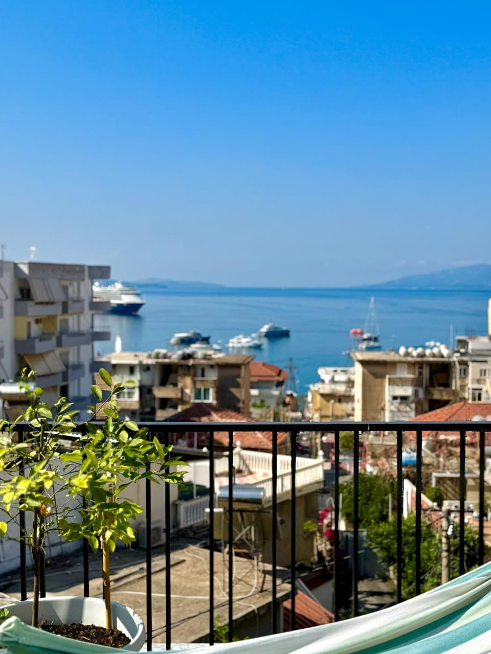 Vila51 Ocean Deluxe Apartment Apartment in Sarandë