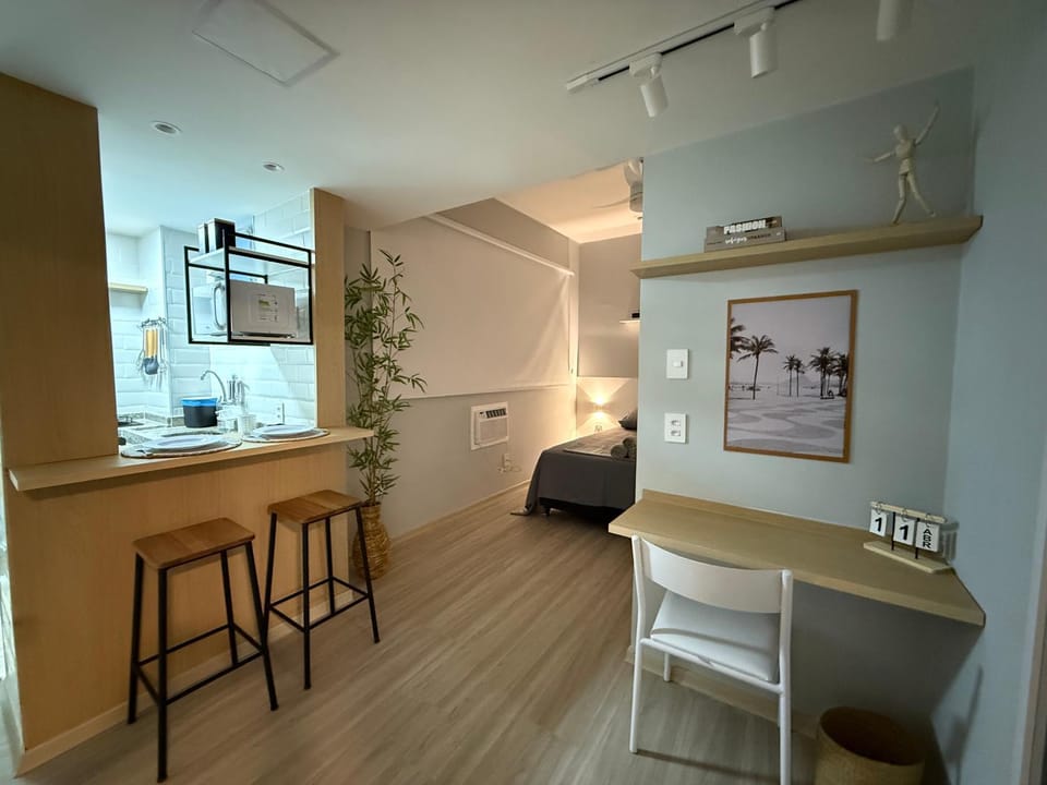 Kitchen or kitchenette, Living room, Dining area, hair dresser