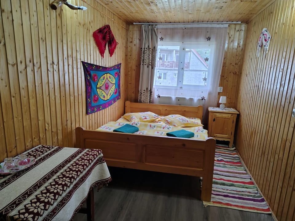 Cabana Ghetari Bed and Breakfast in Cluj County