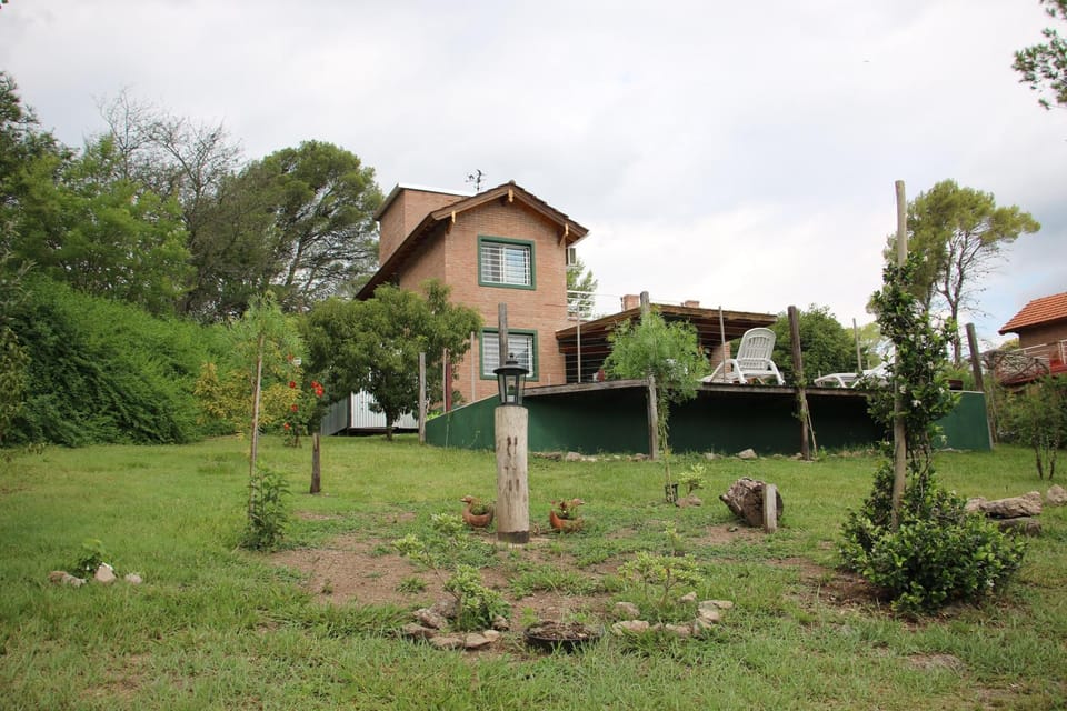Property building, Natural landscape, Garden, Garden, Garden view