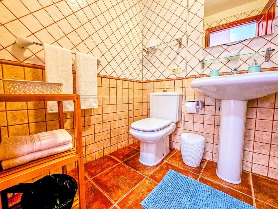 Toilet, Bathroom