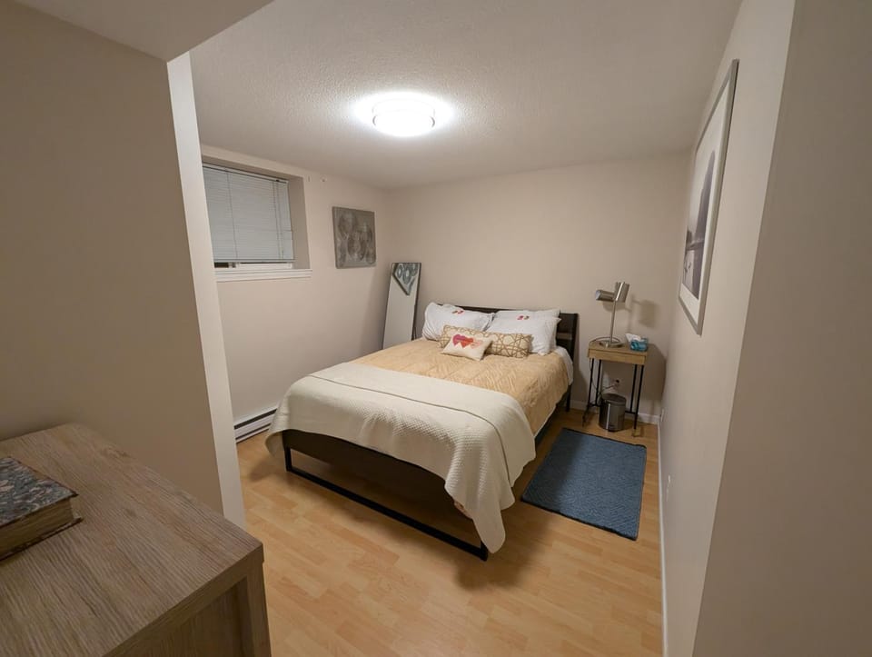 Walnut Grove Gem Apartment in Maple Ridge