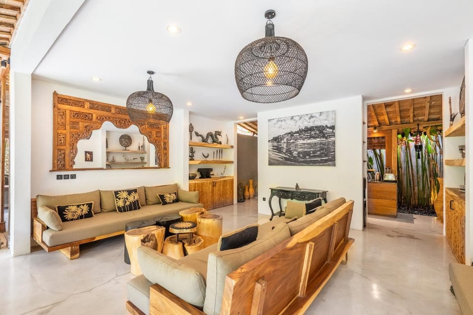 Living room, Seating area