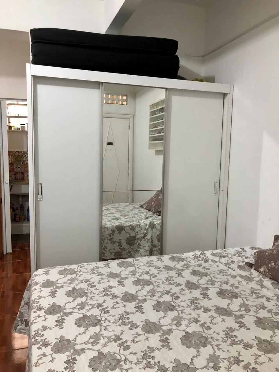Conjugate Apartment in Leme, RJ, block from the beach Apartment in Rio de Janeiro