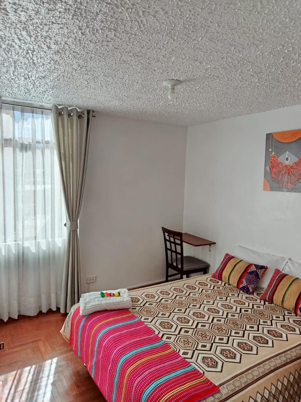Bed, Photo of the whole room, Bedroom