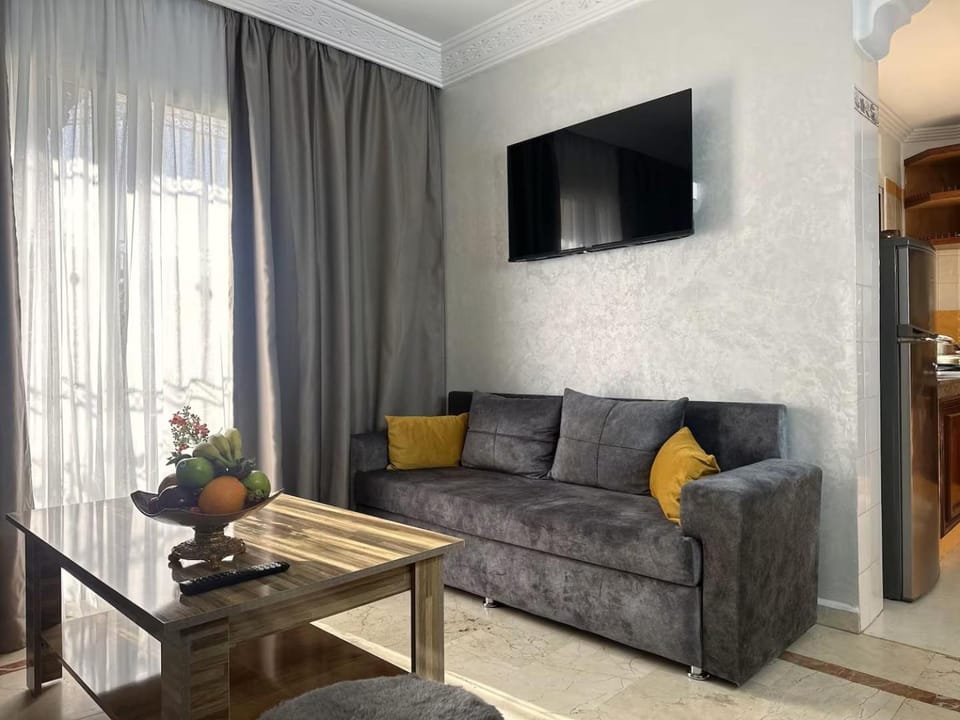 Communal lounge/ TV room, TV and multimedia, Living room, Seating area