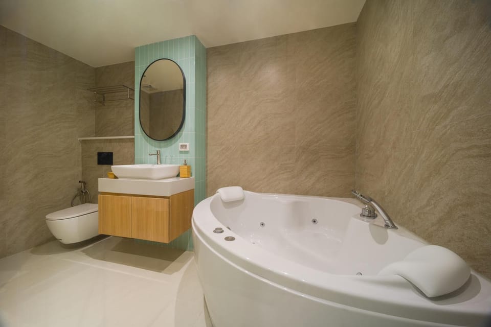 Hot Tub, Bathroom, Bath