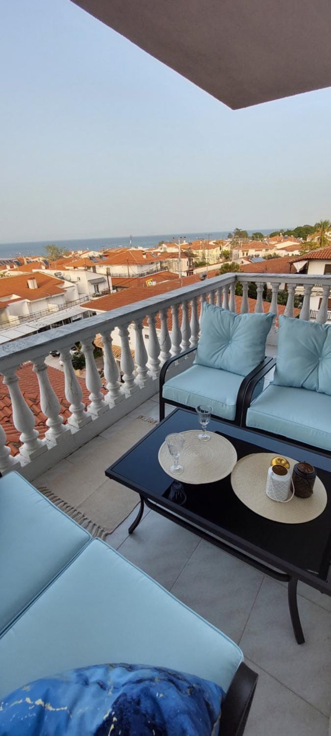 View (from property/room), Balcony/Terrace, Seating area