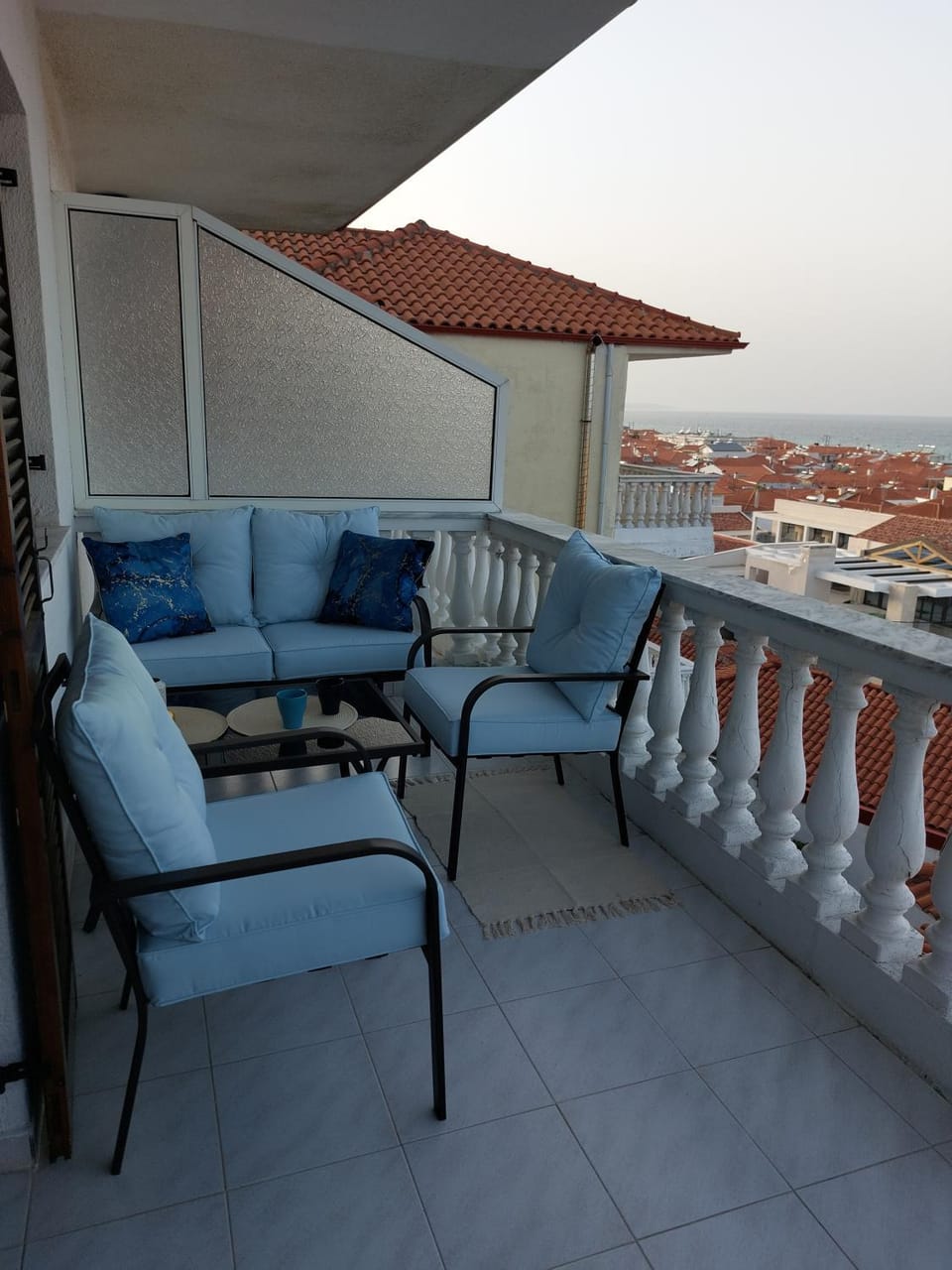 View (from property/room), Balcony/Terrace, Seating area