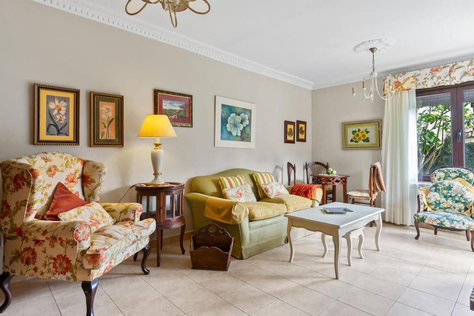 V.V Casa Emilia en Nueva de Llanes Chalet in Asturias