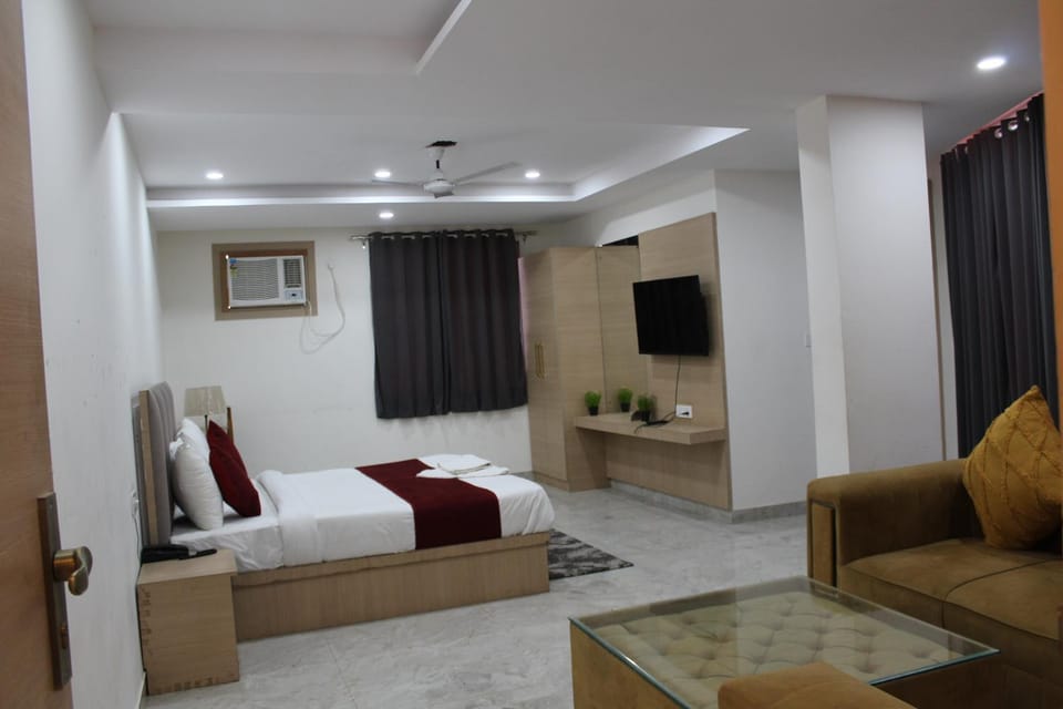 TV and multimedia, Photo of the whole room