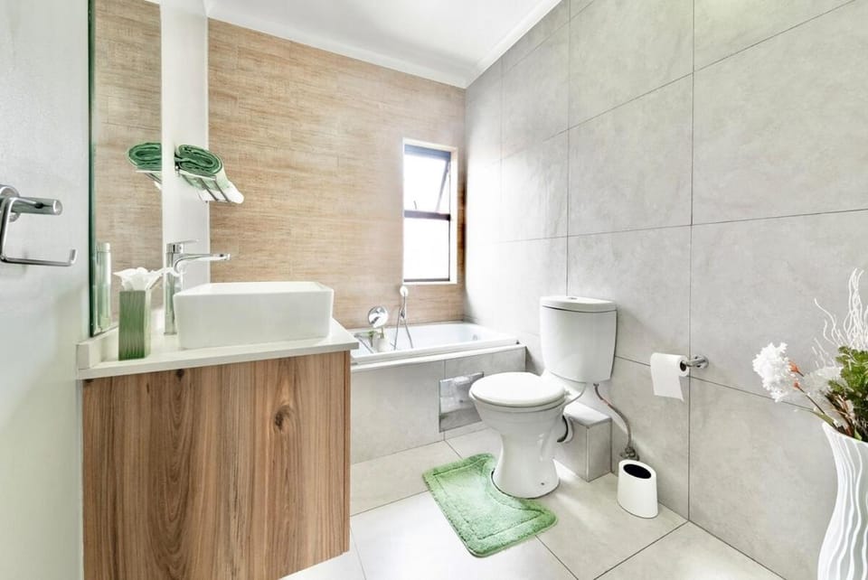 Bathroom, towels