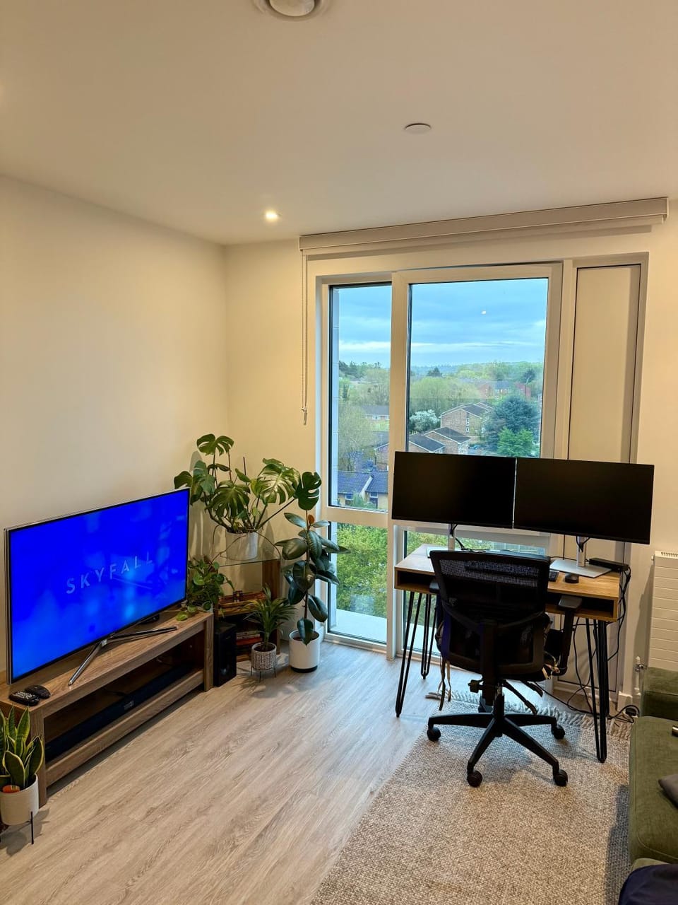 Bright, Modern Apartment with Great Views Apartment in Croydon