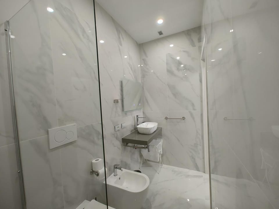 Shower, Toilet, Bathroom, bidet