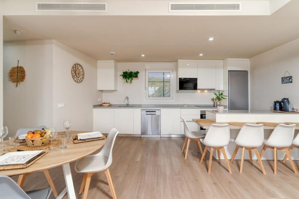 Modern central apt with terrace Apartment in Estepona