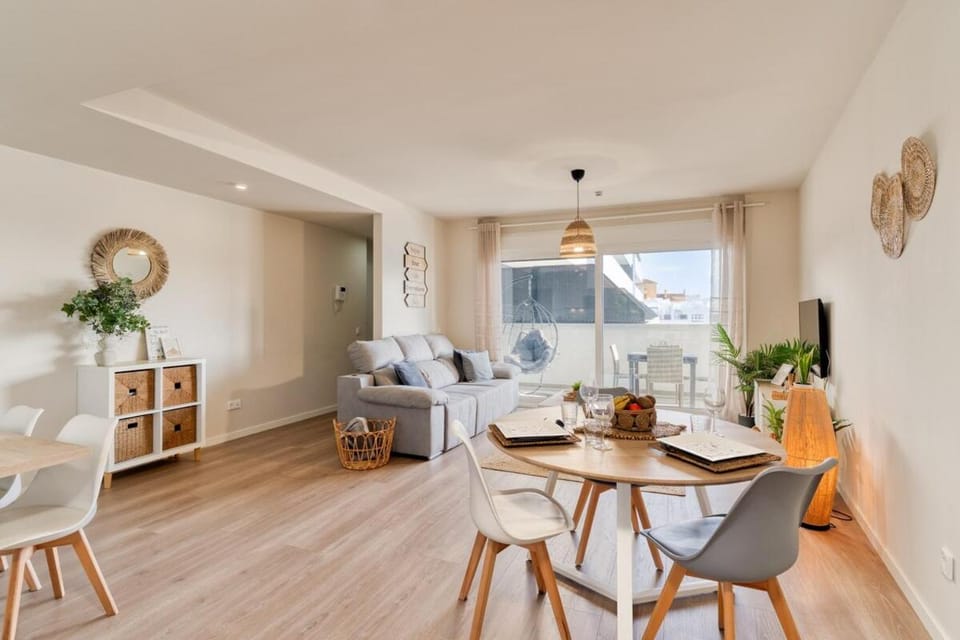 Modern central apt with terrace Apartment in Estepona