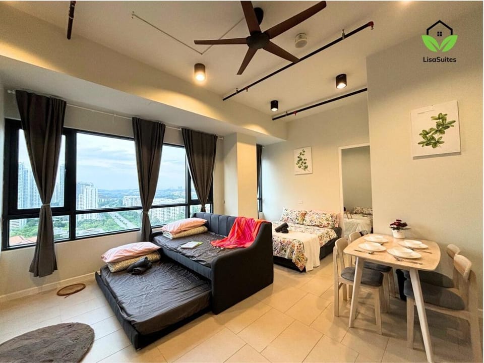 Tamarind Balcony Home Cyberjaya Apartment in Selangor, Malaysia