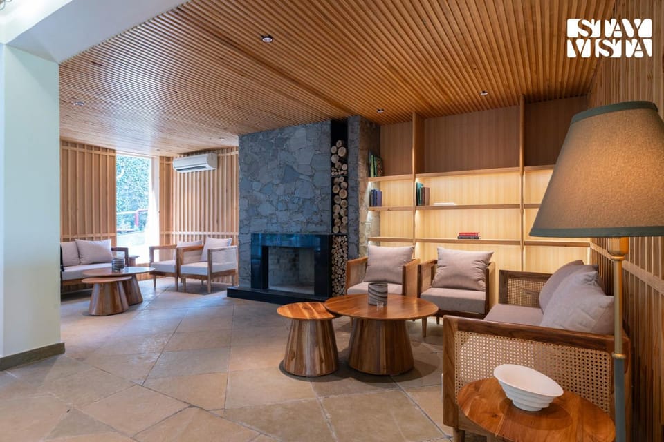 Lounge or bar