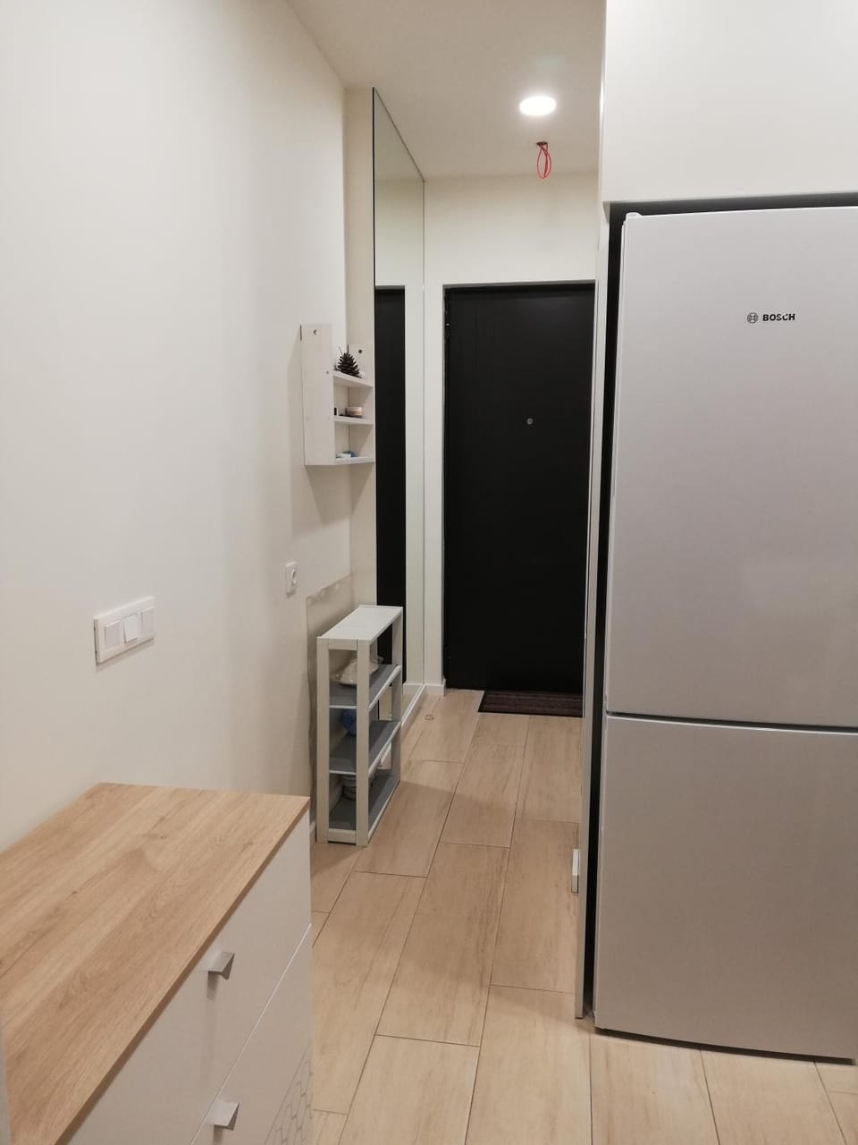 White small studio Apartment in Batumi