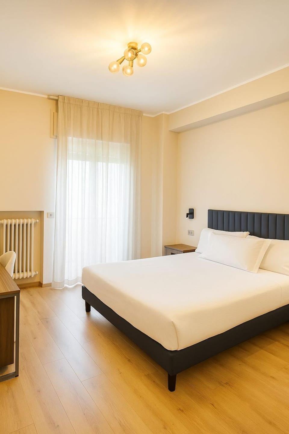 TV and multimedia, Bedroom, wardrobe, air conditioner