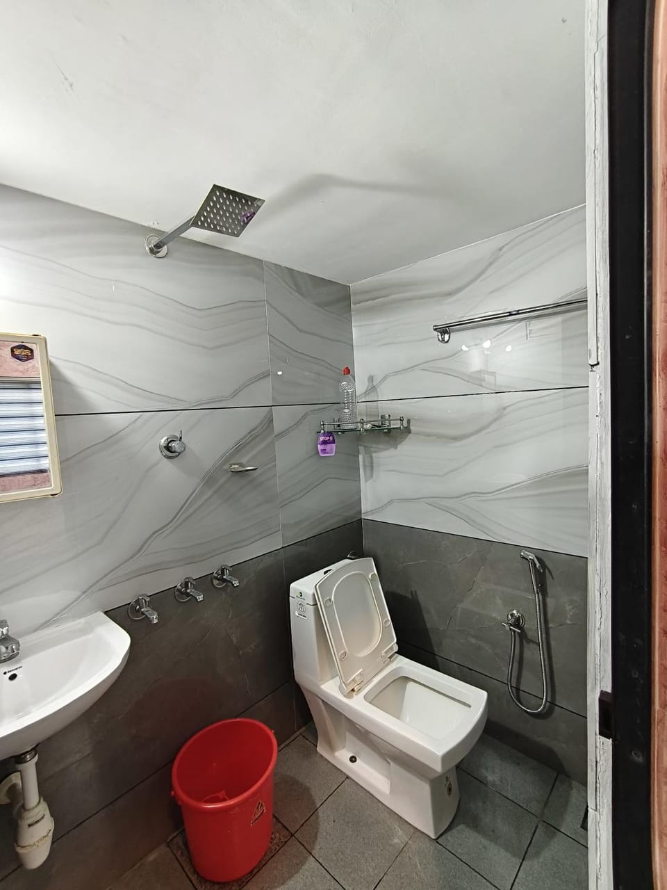 Toilet, Bathroom