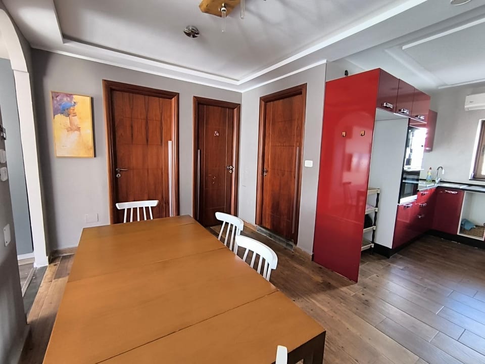 Dining area, Dinner